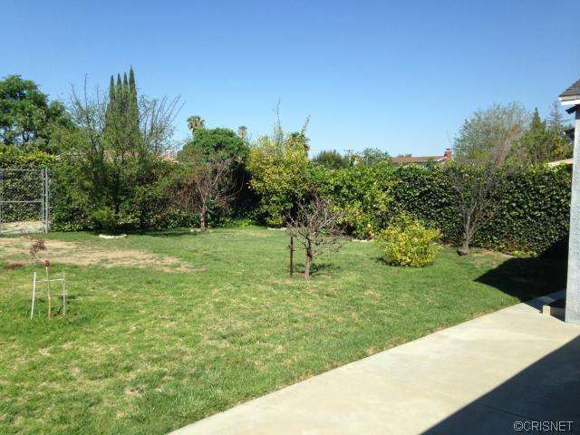 Building Photo - 18649 Chase St