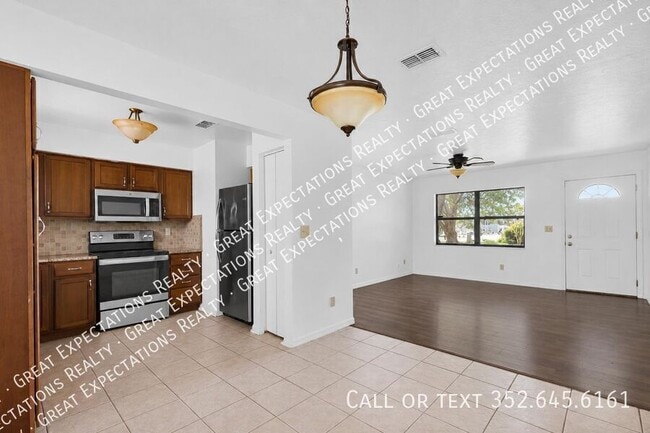 Building Photo - 62 Teak Loop
