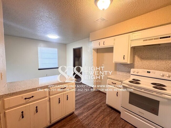 Building Photo - 3 BED/2 BATH SINGLE FAMILY HOME IN MWC!