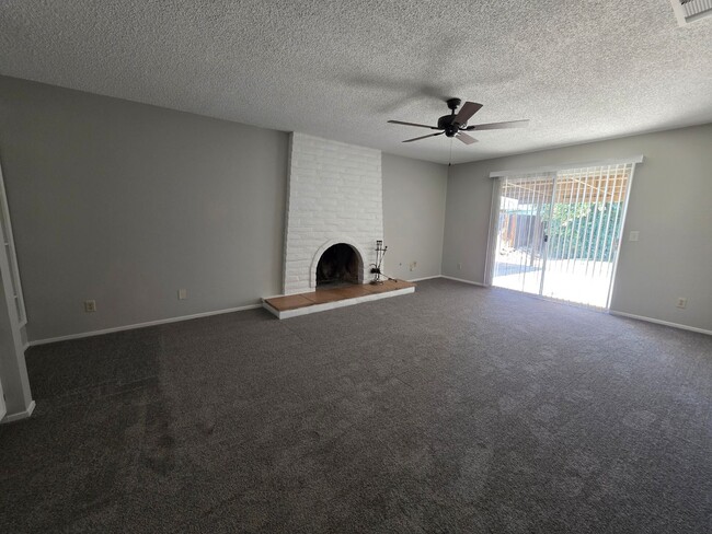 Building Photo - 2920 W Vassar Ave