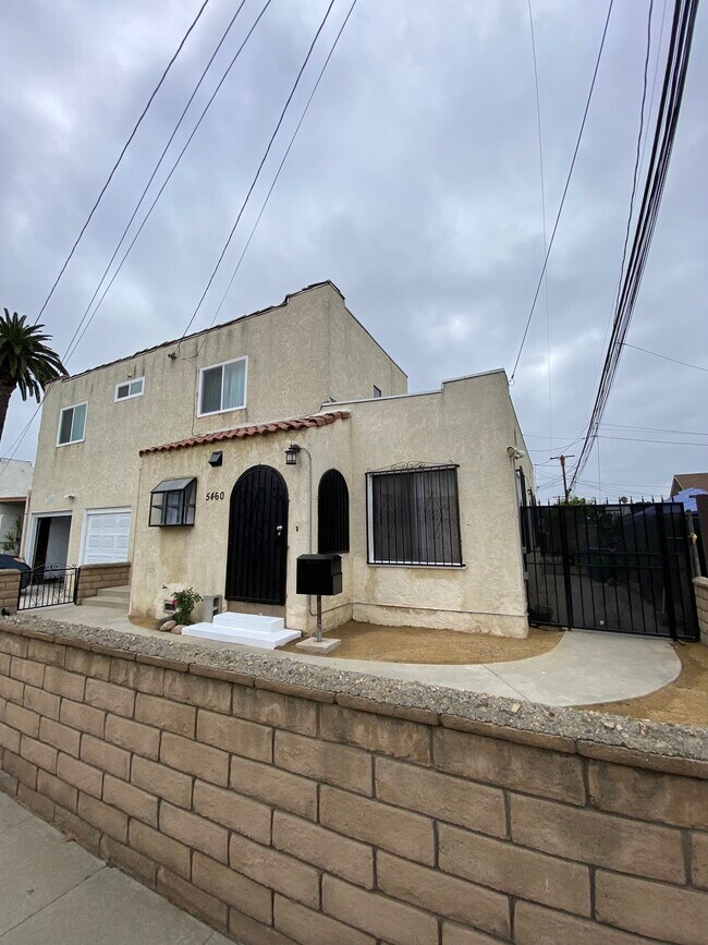 Building Photo - 5460 Pine Ave