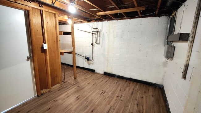 Building Photo - *Spacious & Updated 3BD/2BA Single-Family Home Available in Bethel Park*