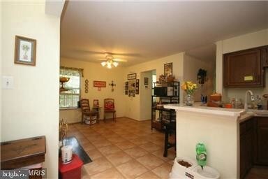 Building Photo - 15640 Montview Dr