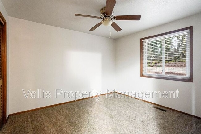 Building Photo - 2197 Doaks Ferry Rd NW