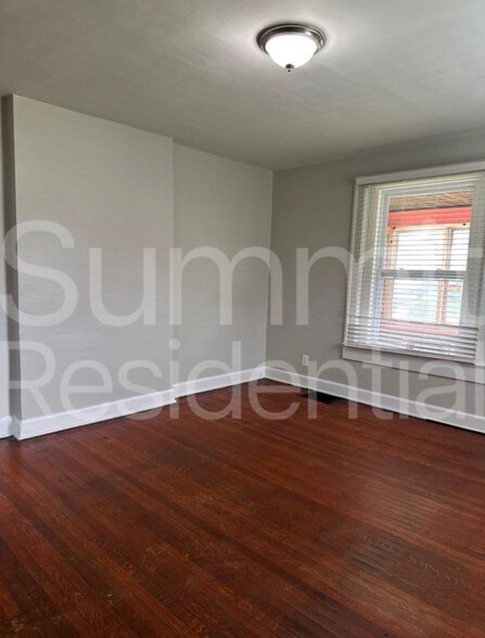 Building Photo - 2614 Guilford Ave