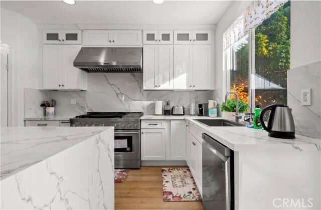 Building Photo - 19366 Fortune Pl