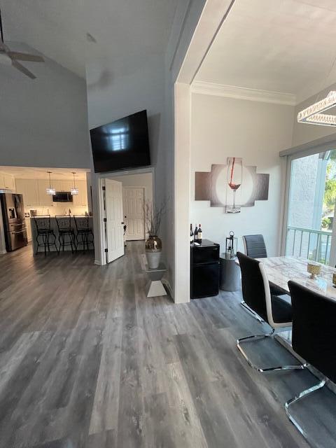 Building Photo - 3602 Fairway Dr N