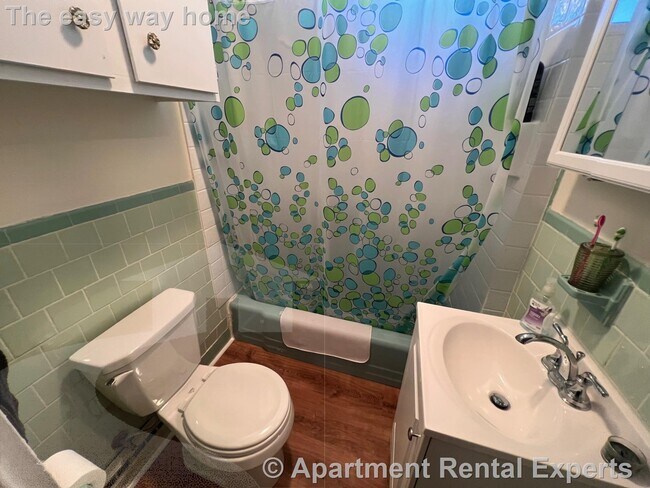 Building Photo - 235 A Highland Ave