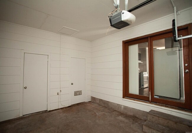 Building Photo - 8615 Winston Dr