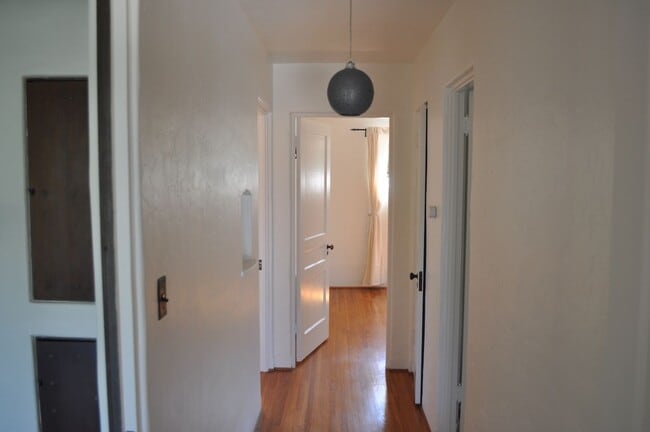 Building Photo - MISSION HILLS 3BR/2BA SPANISH BUNGALOW