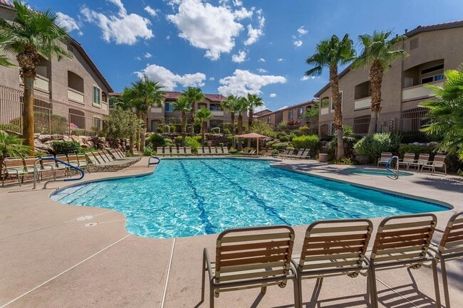 Building Photo - Gorgeous 2 Story Condo in Henderson with S...