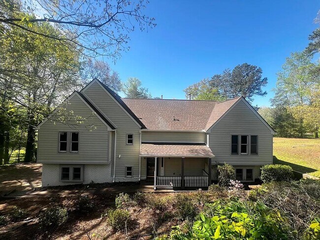 Building Photo - 12 Ginger Ln