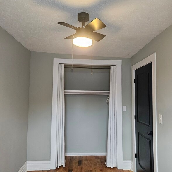 Building Photo - 811 Tyler St