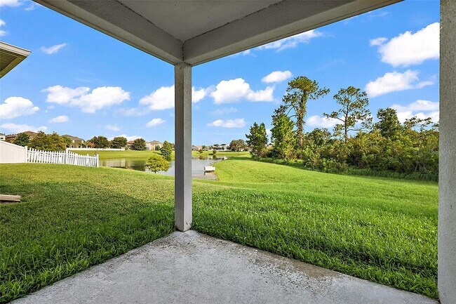 Building Photo - 16459 Centipede St