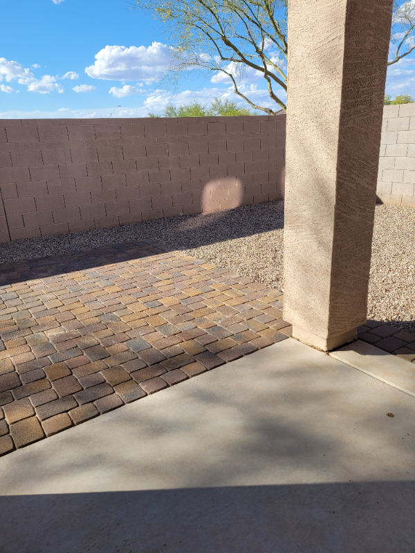 Building Photo - 40450 W Molly Ln