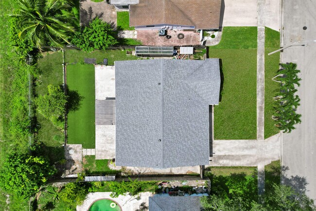 Building Photo - 855 NW 80th Terrace
