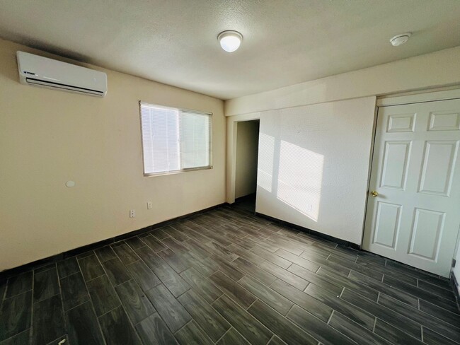 Building Photo - 7182 Ponce Dr
