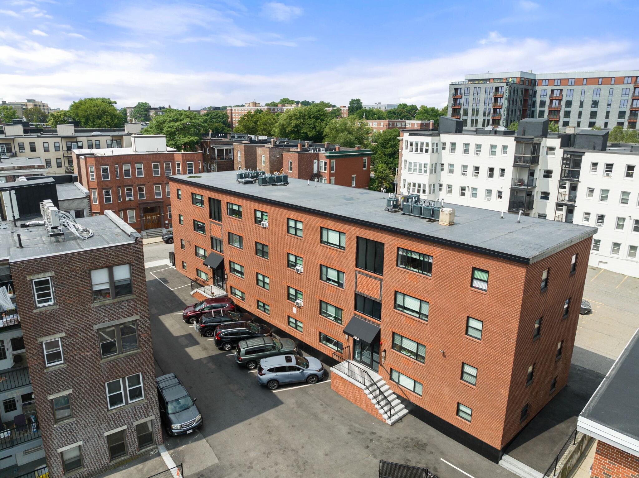 Building Photo - 329 Summit Ave