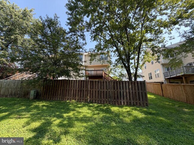 Building Photo - 359 Snyder Ln