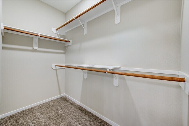 Building Photo - 11706 Canyon Breeze Dr