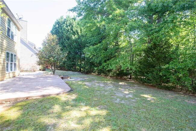 Building Photo - 2565 Vistoria Dr