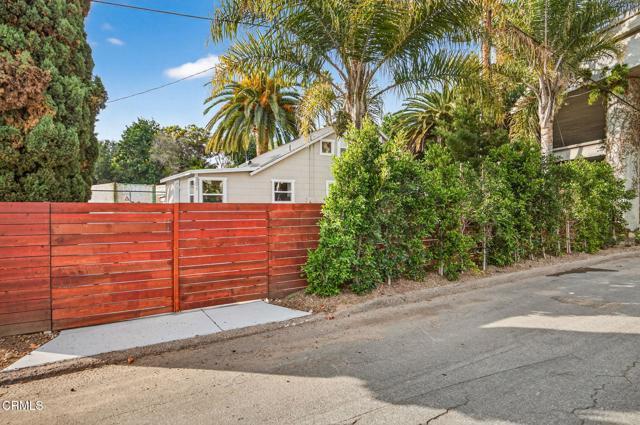 Building Photo - 201 S Olive St