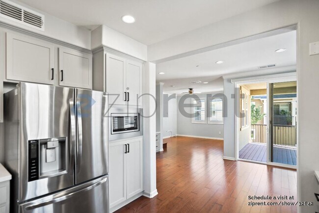 Building Photo - 634 Elderberry Dr