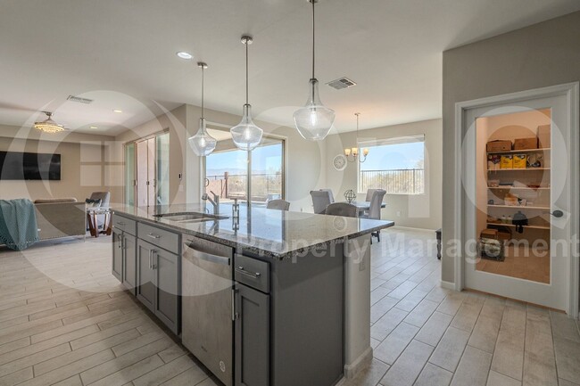 Building Photo - 5369 S Sierra Prieta Trl