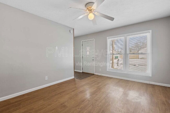 Building Photo - 60 Vicksburg Ln