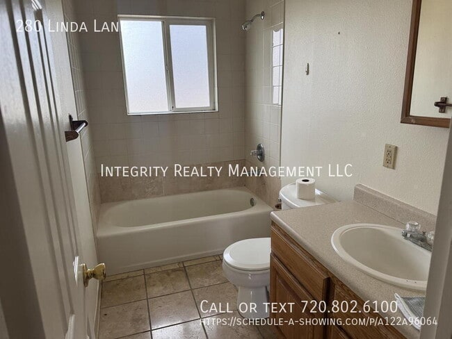 Building Photo - 280 Linda Ln