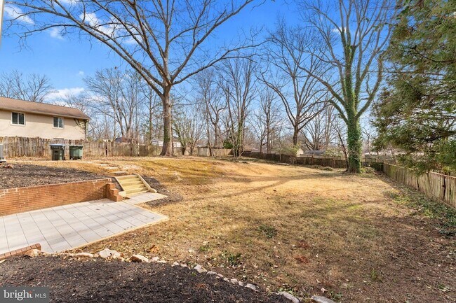 Building Photo - 7407 Kelvin Pl