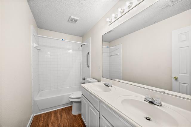 Building Photo - 2521 Creek Crossing Rd