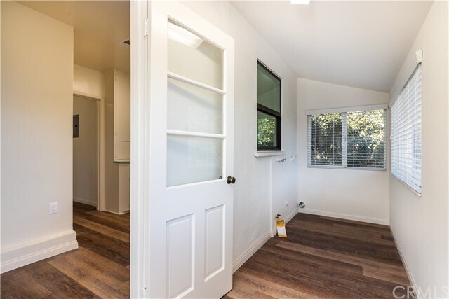 Building Photo - 225 N Mayflower Ave