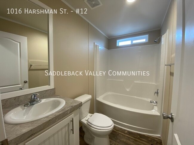 Building Photo - 1016 Harshman St