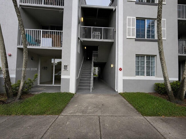 Building Photo - 711 SW 111th Way