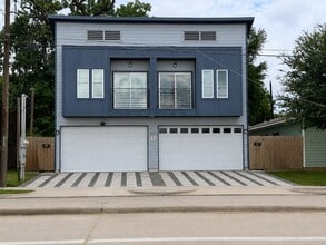 Building Photo - 3923 Yale St