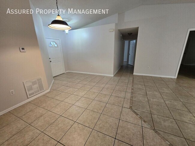 Building Photo - 1850 Marysville Dr