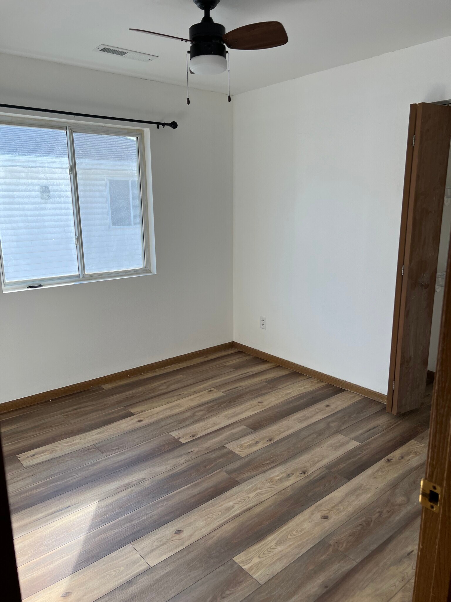 Bedroom 2 - 457 N Front St