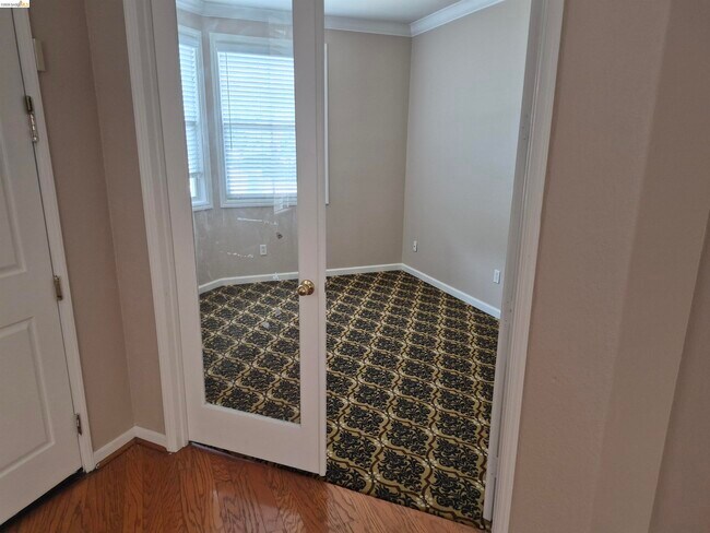 Building Photo - 4127 Cherry Point Ct