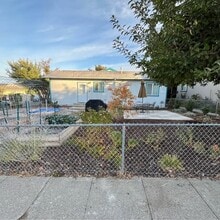 Building Photo - 1701 E Boone Ave