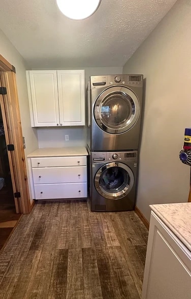 Building Photo - 2943 N Reynolds Rd