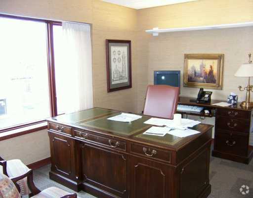 Building Photo - Sloan Plaza