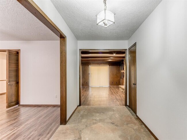 Building Photo - 1426 Pheasant Run Ct