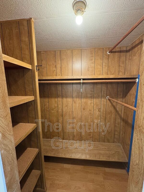 Building Photo - 26521 Rd 100