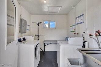 Building Photo - 766 Central Ave