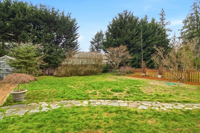 Building Photo - 8131 Veterans Dr SW