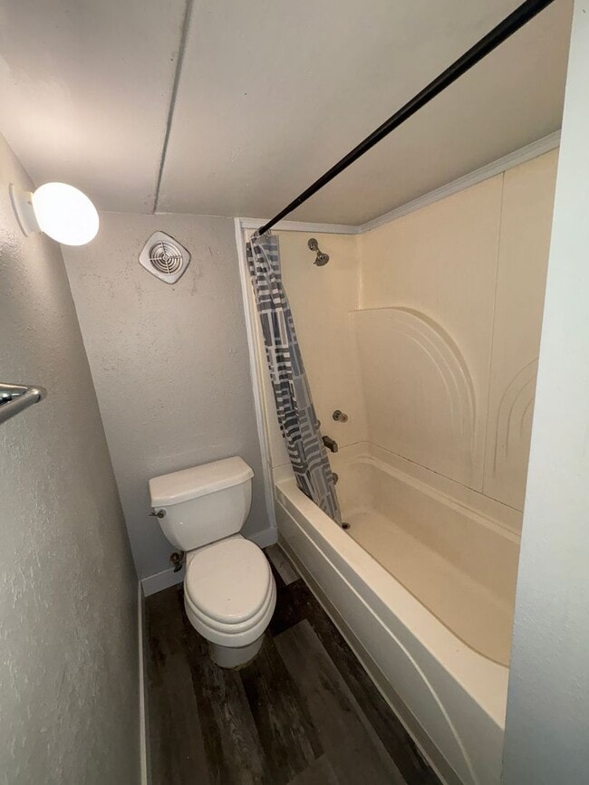 Building Photo - Basement apartment for rent at The Terrace