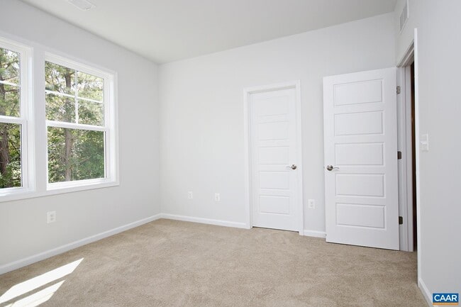 Building Photo - 3642 Moffat St