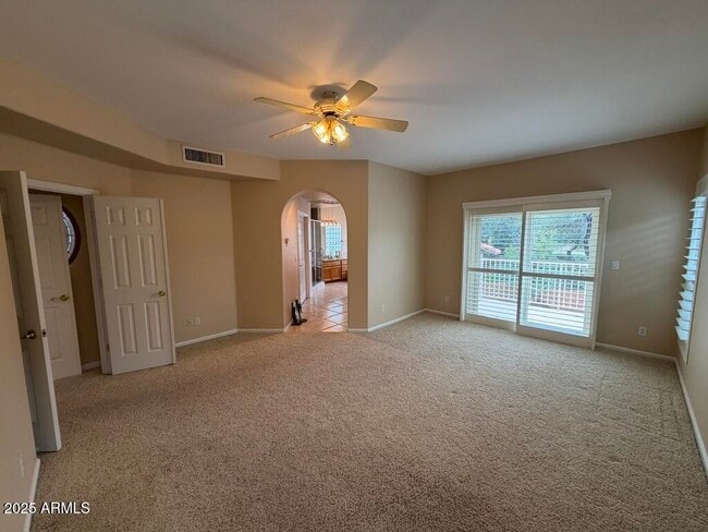 Building Photo - 9216 S 47th Pl