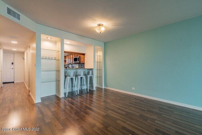 Building Photo - 85 S Atlantic Ave